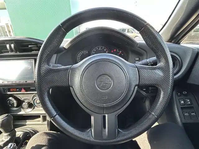 トヨタ ８６ G 宮城県 2012(平24)年 7.9万km クリスタルブラックシリカ HKS車高調整式サスペンション/社外マフラー/社外SDナビ/【CD/DVD/SD/USB/AUX】/Bluetooth/むち打ち傷害軽減フロントシート/キーレスエントリー/電動格納式ミラー/ディスチャージヘッドライト/純正フロアマット