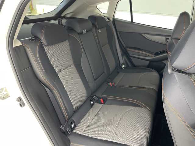 スバル ＸＶ ハイブリッド 2．0e－S アイサイト 愛知県 2021(令3)年 1.9万km クリスタルホワイトP アイサイト/純正8型ナビ/レーダークルーズコントロール/バックカメラ/サイドカメラ/パワーシート/コーナーセンサー/純正アルミホイール/ブラインドスポットモニター/LEDヘッドライト/パドルシフト/オートライト/ドライブレコーダー/ETC/衝突軽減システム/フルセグ/CD DVD/Bluetooth/ステアリングスイッチ/スマートキー/プッシュスタート