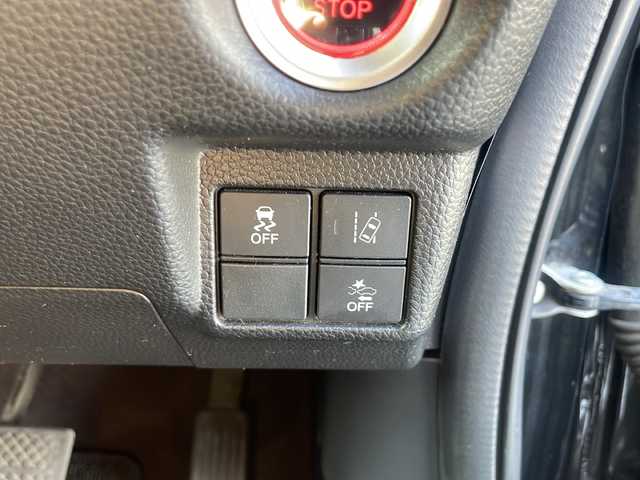 ホンダ Ｎ ＢＯＸ カスタム G L ホンダセンシング 長野県 2017(平29)年 10万km クリスタルブラックパール (株)IDOMが運営する【じしゃロン長野店】の自社ローン専用車両になります/こちらは現金またはオートローンご利用時の価格です。自社ローンご希望の方は別途その旨お申付け下さい/社外ナビ/バックカメラ/ステアリングスイッチ/ETC/スマートキープッシュスタート/片側パワースライドドア