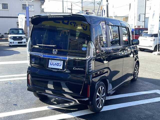 ホンダ Ｎ ＢＯＸ カスタム G L ホンダセンシング 長野県 2017(平29)年 10万km クリスタルブラックパール (株)IDOMが運営する【じしゃロン長野店】の自社ローン専用車両になります/こちらは現金またはオートローンご利用時の価格です。自社ローンご希望の方は別途その旨お申付け下さい/社外ナビ/バックカメラ/ステアリングスイッチ/ETC/スマートキープッシュスタート/片側パワースライドドア