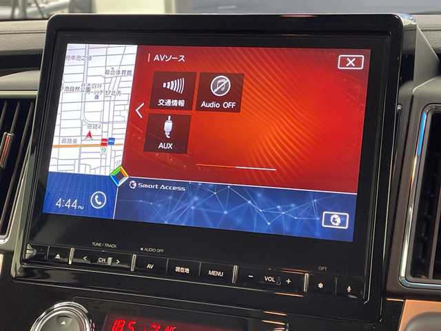 三菱 デリカＤ：５ P 山口県 2020(令2)年 1.4万km スターリングシルバーM 純正１０.１型ナビ/（CD/DVD/USB/フルセグ）/全方位カメラ/オートステップ/e-Assist/・衝突軽減ブレーキシステム/・低車速域衝突軽減ブレーキシステム/・車線逸脱警報システム/・レーダークルーズコントロール/・誤発進抑制機能/両側パワースライドドア/前席シートヒーター/パワーバックドア/ブラインドスポットモニター/ステアリングヒーター/オートＬＥＤライト/本革ステアリング/スマートキー