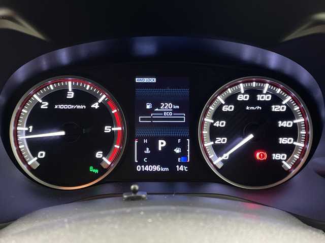 三菱 デリカＤ：５ P 山口県 2020(令2)年 1.4万km スターリングシルバーM 純正１０.１型ナビ/（CD/DVD/USB/フルセグ）/全方位カメラ/オートステップ/e-Assist/・衝突軽減ブレーキシステム/・低車速域衝突軽減ブレーキシステム/・車線逸脱警報システム/・レーダークルーズコントロール/・誤発進抑制機能/両側パワースライドドア/前席シートヒーター/パワーバックドア/ブラインドスポットモニター/ステアリングヒーター/オートＬＥＤライト/本革ステアリング/スマートキー