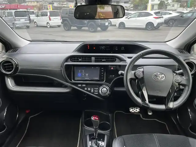 トヨタ アクア G G’s 岡山県 2016(平28)年 6.4万km ライムホワイトパールクリスタルシャイン 純正メモリナビ　NSZT-W64/フルセグTV、CD、DVD、Bluetooth、AM、FM/バックカメラ/ETC/前方ドライブレコーダー/クルーズコントロール/オートハイビーム/プリクラッシュセーフティ/レーンディパーチャーアラート