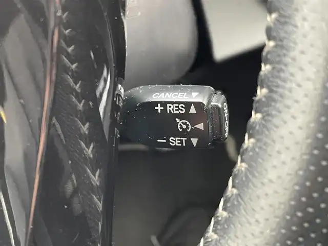 トヨタ アクア G G’s 岡山県 2016(平28)年 6.4万km ライムホワイトパールクリスタルシャイン 純正メモリナビ　NSZT-W64/フルセグTV、CD、DVD、Bluetooth、AM、FM/バックカメラ/ETC/前方ドライブレコーダー/クルーズコントロール/オートハイビーム/プリクラッシュセーフティ/レーンディパーチャーアラート