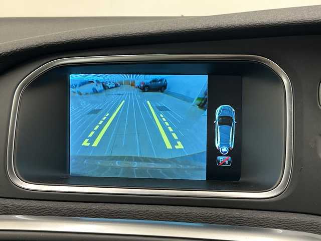 ボルボ Ｖ４０ クロスカントリー D4 モメンタム 岡山県 2016(平28)年 3.9万km ロウカッパーM 純正ナビ/Bluetooth/USB/AM/FM/フルセグTV/クロストラフィックアラート/ロードサイドインフォメーション/アクティブハイビーム/リアビューカメラ/SENSUSCONECT/ACC/BLIS/LCMA/LKA/DAC/クロストラフィックアラート/ロードサイドインフォメーション/アクティブハイビーム/リアビューカメラ/ESC/SIPS/WHIPS/ETC