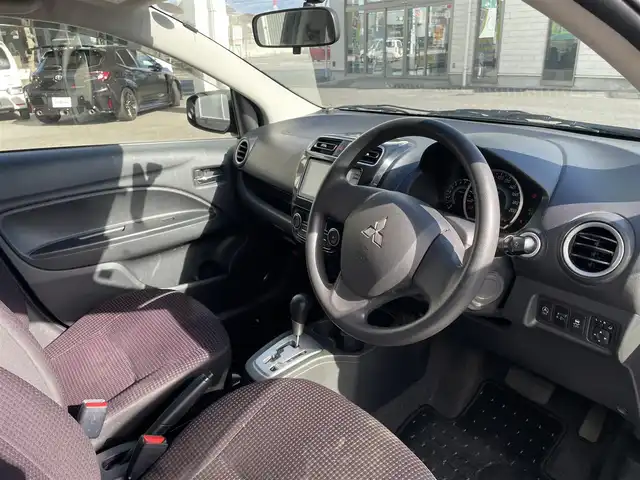 三菱 ミラージュ G 群馬県 2014(平26)年 4.2万km ピレネーブラック 純正SDナビゲーション/（CD/DVD/SD/BT/フルセグTV）/バックカメラ/ETC/アイドリングストップ/ハロゲンライト/オートライト/ヘッドライトレベライザー/プッシュスタート/ドアバイザー/電格ミラー/純正フロアマット/純正ホイールキャップ