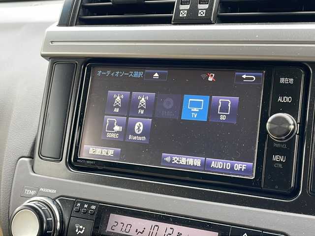 トヨタ ランドクルーザー プラド TX 福島県 2017(平29)年 13.9万km ホワイトパールクリスタルシャイン ５人乗り　純正ナビ　バックＣ　フルセグ　ＢＴ　ＤＡＣ　ビルトインＥＴＣ　ワイパーデザイアー　電格ミラー　ＬＥＤヘッドライト　フォグランプ　オートライト　スマートキー　スペアキー　純正エンスタ　ステリモ