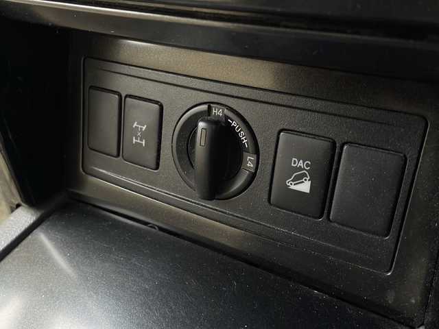 トヨタ ランドクルーザー プラド TX 福島県 2017(平29)年 13.9万km ホワイトパールクリスタルシャイン ５人乗り　純正ナビ　バックＣ　フルセグ　ＢＴ　ＤＡＣ　ビルトインＥＴＣ　ワイパーデザイアー　電格ミラー　ＬＥＤヘッドライト　フォグランプ　オートライト　スマートキー　スペアキー　純正エンスタ　ステリモ