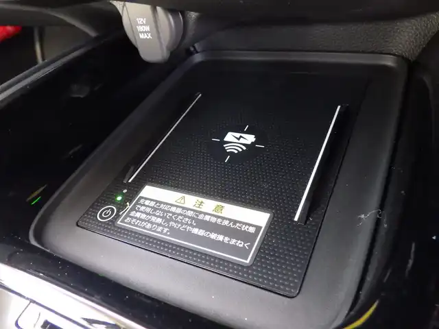 ホンダ ヴェゼル ハイブリッド e:HEV Z 千葉県 2025(令7)年 0.1万km未満 クリスタルブラックパール e:HEV Z　3VC4AZ　Honda CONNECTディスプレー+ETC2.0車載器+ワイヤレス充電器(220/000)/ホンダセンシング/・衝突軽減ブレーキ（CMBS）/・車線維持支援システム（LKAS）/・アダプティブクルーズコントロール（ACC）/・誤発進抑制機能/・後方誤発進抑制機能/・ブラインドスポットインフォメーション/パワーバックドア/ハーフレザーシート/前席シートヒーター/純正コネクトナビ/地デジTV/【Bluetooth接続】/【Apple CarPlay　Android Auto対応】/バックカメラ/革巻きステアリング/ステアリングスイッチ/ETC（2.0）/LEDヘッドライト/フォグライト/ウインカーミラー/コーナーセンサー/純正18インチアルミホイル/サイド/カーテンエアバッグ/Honda スマートキー