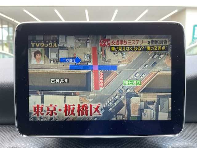 メルセデス・ベンツ Ａ１８０ 大阪府 2016(平28)年 6.2万km 白 純正ナビ/バックカメラ/ETC/フルセグTV/LEDヘッドライト/ウインカーミラー/アイドリングストップ/パドルシフト/純正マット/保証書/取扱説明書