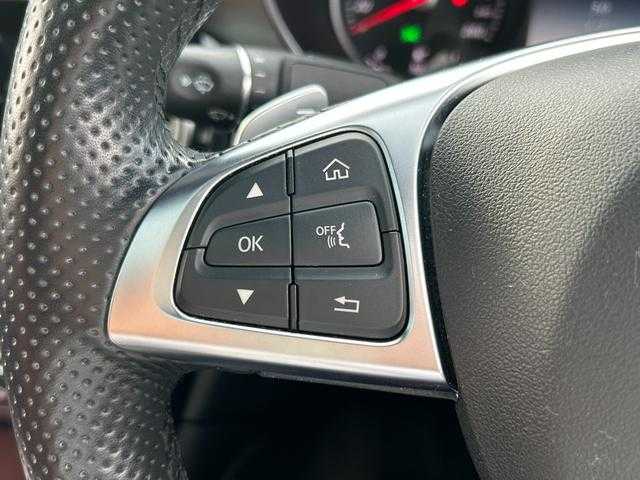 メルセデス・ベンツ ＧＬＣ２２０ d 4マチック クーペ スポーツ 本革 埼玉県 2018(平30)年 6.5万km ダイヤモンドホワイト 黒赤革コンビシート/サンルーフ/純正HDDナビ/(Bluetooth/USB/CD/フルセグ)/シートヒーター/レーダーセフティＰＫＧ/ヘッドアップディスプレイ/ＬＥＤヘッドライト/パワーバックドア/全方位カメラ/ブルメスターサウンド