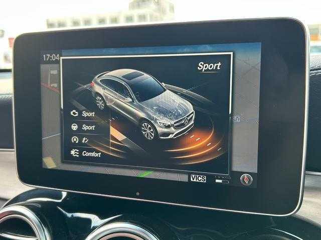 メルセデス・ベンツ ＧＬＣ２２０ d 4マチック クーペ スポーツ 本革 埼玉県 2018(平30)年 6.5万km ダイヤモンドホワイト 黒赤革コンビシート/サンルーフ/純正HDDナビ/(Bluetooth/USB/CD/フルセグ)/シートヒーター/レーダーセフティＰＫＧ/ヘッドアップディスプレイ/ＬＥＤヘッドライト/パワーバックドア/全方位カメラ/ブルメスターサウンド