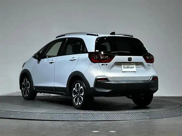ホンダ フィット e:HEVクロスター 愛媛県 2020(令2)年 8.7万km プレミアムサンライトホワイトパール AA落札成約済み//衝突軽減ブレーキ〈CMBS〉 誤発進抑制機能 後方誤発進抑制機能 近距離衝突軽減ブレーキ 歩行者事故低減ステアリング 路外逸脱抑制機能 渋滞追従機能付アダプティブ・クルーズ・コントロール〈ACC〉 車線維持支援システム〈LKAS〉 先行車発進お知らせ機能 標識認識機能 オートハイビーム 純正SDナビ Bluetooth　フルセグ　バックカメラ　親水/ヒーテッドドアミラー　熱線入りフロントウインドウ　PTCヒーター