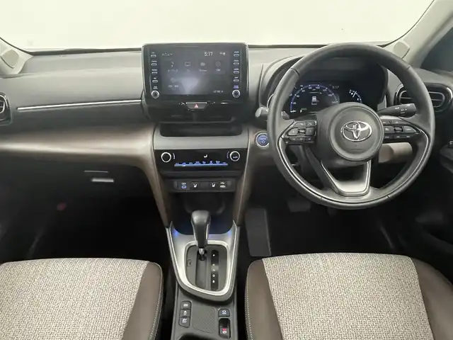 トヨタ ヤリスクロス ハイブリッド Z 埼玉県 2023(令5)年 2.6万km ブラックマイカ/プラチナホワイトパールマイカ モデリスタフルエアロ/純正ディスプレイオーディオ/　（CD/BT/フルセグ/USB）/バックカメラ/トヨタセーフティセンス/ETC/ドライブレコーダー/レーダークルーズコントロール/前席パワーシート/前席シートヒーター/純正フロアマット/ハーフレザーシート/ハンドルヒーター/LEDヘッドライト/純正18inAW/スマートキー/ステアリングスイッチ/保証書/取扱説明書/スペアキー/社外ホイールスタットレスタイア4本セットあり