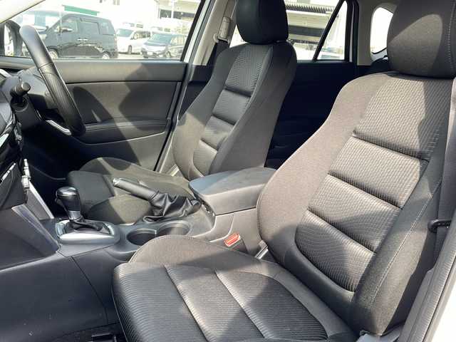 マツダ ＣＸ－５ XD 熊本県 2013(平25)年 9.1万km クリスタルホワイトパールマイカ (株)IDOMが運営する【じしゃロン熊本店】の自社ローン専用車両になりますこちらは現金またはオートローンご利用時の価格です。自社ローンご希望の方は別途その旨お申付け下さい/純正ナビ　ＣＤ　ＤＶＤ　フルセグ　ブルートゥース　/バックカメラ　/サイドカメラ　/クルーズコントローラー　/前後コーナーセンサー　/アイドリングストップ　/ビルトインＥＴＣ　/Ｗ＋サイドエアバッグ　/ＲＶＭ　/ＡＦＳ