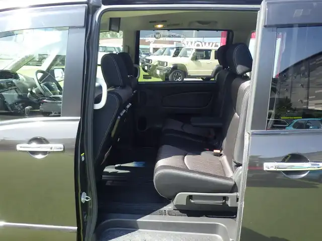 日産 セレナ ハイウェイスター Sハイブリッド 千葉県 2014(平26)年 6.1万km タイガーアイブラウン エマージェンシーブレーキ/クルーズコントロール/アイドリングストップ/左パワースライドドア/右イージークローザードア/純正メモリーナビ/地デジTV/【DVD/CD再生機能　Bluetooth接続】/バックカメラ/フリップダウンモニター/革巻きステアリング/ETC/HIDヘッドライト/フォグライト/ウインカーミラー/純正16インチアルミホイル/インテリジェントキー