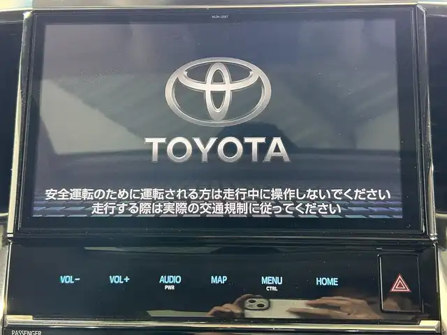 トヨタ アルファード S Cパッケージ 佐賀県 2019(平31)年 4万km ブラック 純正10インチナビ【NSZT-Z68T】/【フルセグTV.DVD.CD.Bluetooth】/純正12.1インチフリップダウンモニター/サンルーフ/モデリスタエアロ/デジタルインナールームミラー/衝突被害軽減システム/ブラインドスポットモニター/レーダークルーズコントロール/ロードサインアシスト/クリアランスソナー/オートライト/オートマチックハイビーム/レーンアシスト/オートブレーキホールド/前方ドライレコーダー/3眼LEDヘッドライト/フォグライト/ビルトインETC2.0/ステアリングヒーター/パワーバッグドア/両側パワースライドドア/運転席・助手席シートヒーター/運転席・助手席エアシート/メモリーシート/合皮シート/オートワイパー/純正18インチアルミホイール