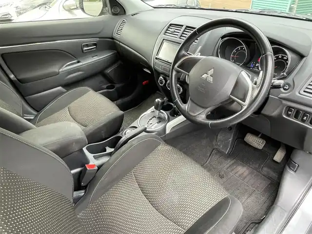 三菱 ＲＶＲ G 長野県 2013(平25)年 11.3万km ガンＭ 社外ナビ（CD、DVD、IPOD、AUX）/バックカメラ/ワンセグテレビ/社外ETC/アイドリングストップ/横滑り防止装置/盗難防止装置/純正フロアマット/ダブルエアバック/ハロゲンヘッドライト/純正ドアバイザー/社外スタッドレス積み込み/４WD/取扱説明書