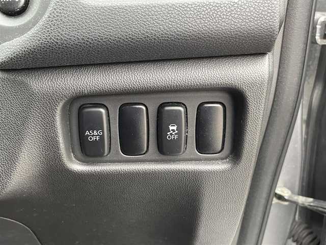 三菱 ＲＶＲ G 長野県 2013(平25)年 11.3万km ガンＭ 社外ナビ（CD、DVD、IPOD、AUX）/バックカメラ/ワンセグテレビ/社外ETC/アイドリングストップ/横滑り防止装置/盗難防止装置/純正フロアマット/ダブルエアバック/ハロゲンヘッドライト/純正ドアバイザー/社外スタッドレス積み込み/４WD/取扱説明書