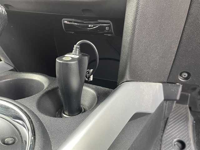 三菱 ＲＶＲ G 長野県 2013(平25)年 11.3万km ガンＭ 社外ナビ（CD、DVD、IPOD、AUX）/バックカメラ/ワンセグテレビ/社外ETC/アイドリングストップ/横滑り防止装置/盗難防止装置/純正フロアマット/ダブルエアバック/ハロゲンヘッドライト/純正ドアバイザー/社外スタッドレス積み込み/４WD/取扱説明書