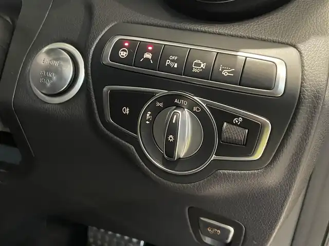 メルセデス・ベンツ ＧＬＣ２２０ d 4マチックスポーツ 愛知県 2019(平31)年 5.4万km セレナイトグレー パノラミックスライディングルーフ/Ｂｕｒｍｅｓｔｅｒサウンド　/後席カロッツェリア製モニター　/純正ナビ　/Ｂｌｕｅｔｏｏｔｈ　/３６０度カメラ　/フルセグＴＶ　/ＡＣＣ　/ＬＫＡ　/ＬＤＷ　/ＢＳＭ　/パワーシート　/シートヒーター/ETC/LEDヘッドライト/プッシュスタート/アイドリングストップ/ウィンカーミラー
