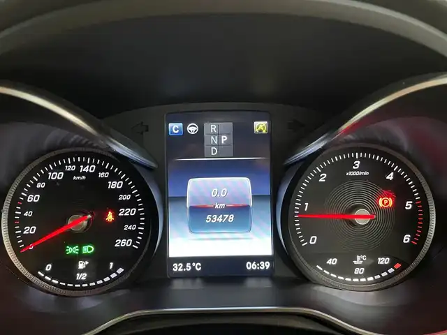 メルセデス・ベンツ ＧＬＣ２２０ d 4マチックスポーツ 愛知県 2019(平31)年 5.4万km セレナイトグレー パノラミックスライディングルーフ/Ｂｕｒｍｅｓｔｅｒサウンド　/後席カロッツェリア製モニター　/純正ナビ　/Ｂｌｕｅｔｏｏｔｈ　/３６０度カメラ　/フルセグＴＶ　/ＡＣＣ　/ＬＫＡ　/ＬＤＷ　/ＢＳＭ　/パワーシート　/シートヒーター/ETC/LEDヘッドライト/プッシュスタート/アイドリングストップ/ウィンカーミラー