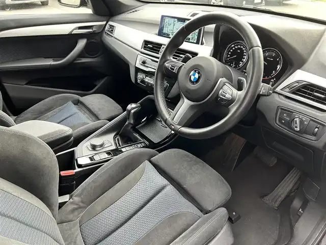 ＢＭＷ Ｘ１ xDrive 18d Mスポーツ 道東・釧路十勝 2019(令1)年 1.4万km サファイアブラックP 純正HDDナビ/BT/USB/シートヒーター(前席)/パワーバックドア/フットトランクオープナー/純正ドライブレコーダー(前後)/革巻ステアリング/リモコン/パドルシフト/プッシュスタート/スマートキー/LEDヘッドライト/オートライト/フロント/リアフォグライト/純正18インチAW/純正フロアマット/インテリジェントセーフティ/ミラーETC