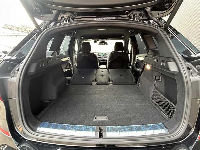 ＢＭＷ Ｘ１ xDrive 18d Mスポーツ 道東・釧路十勝 2019(令1)年 1.4万km サファイアブラックP 純正HDDナビ/BT/USB/シートヒーター(前席)/パワーバックドア/フットトランクオープナー/純正ドライブレコーダー(前後)/革巻ステアリング/リモコン/パドルシフト/プッシュスタート/スマートキー/LEDヘッドライト/オートライト/フロント/リアフォグライト/純正18インチAW/純正フロアマット/インテリジェントセーフティ/ミラーETC