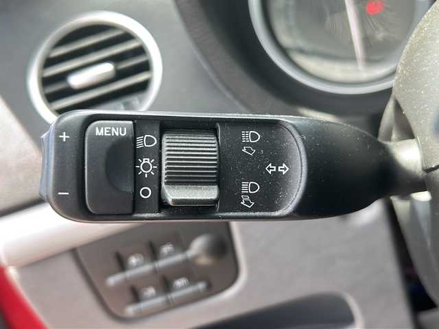 アルファロメオ ブレラ 2．2 JTS 愛知県 2006(平18)年 7.6万km アルファレッド /禁煙車//左ハンドル//6MT//社外オーディオ//キーレスエントリー//電動格納ミラー//ETC//純正１７インチアルミ//HIDライト//リアパーキングセンサー//純正フロアマット