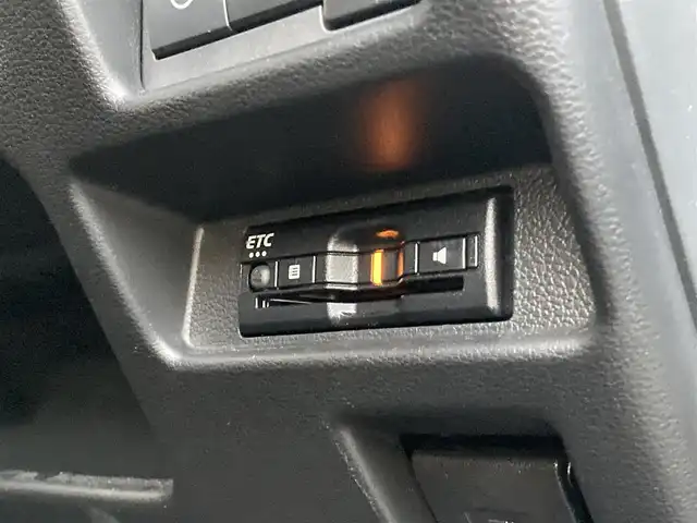 スズキ スペーシア カスタム HYBRID XS 長崎県 2024(令6)年 0.9万km ブルーイッシュブラックパール3 衝突被害軽減ブレーキ/両側パワースライドドア/ドライブレコーダー/メーカーOPナビ/・Bluetooth接続/・Apple Car Play/Android Auto/・フルセグTV/・USB/HDMI接続/全方位カメラ・バックカメラ/ヘッドアップディスプレイ/レーダークルーズコントロール/レーンキープアシスト/LEDオートヘッドライト/シーケンシャルウィンカー/電子パーキング/オートホールド機能/ハーフレザーシート/シートヒーター/ステアリングスイッチ/ステアリングヒーター/後席サーキュレーター/ETC/ISOFIX/後席USB充電ポート