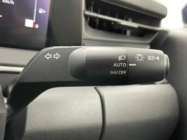 日産 ノート X 岡山県 2024(令6)年 0.8万km オーロラフレアブルーパール プロパイロット/純正9インチナビ　MM223D-L/地デジフルセグ/Bluetooth/SD/アラウンドビューモニター/インテリジェントルームミラー/LEDヘッドライト/エマージェンシーブレーキ/ビルトインETC2.0/純正フロアマット/オートライト /レーンキープアシスト/踏み間違い防止/ブラインドスポットモニター/前後コーナーセンサー/プッシュスタート /スマートキー/新車保証書/取扱説明書