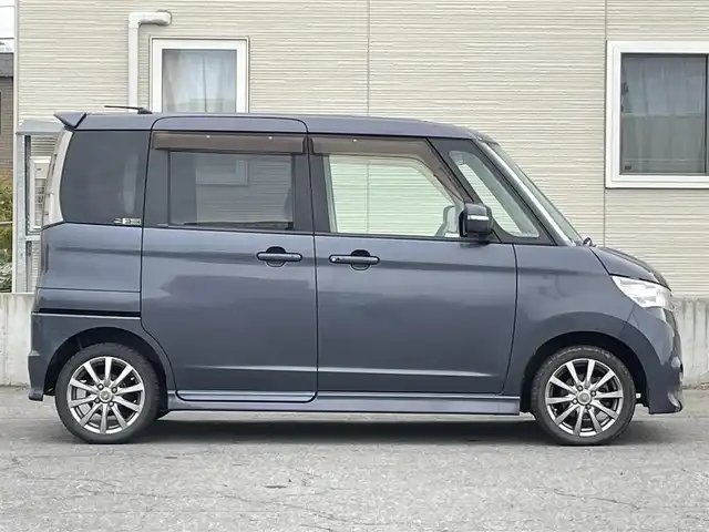日産 ルークス ハイウェイスター 青森県 2011(平23)年 5.8万km ルナグレー ４WD/社外ナビ/AM/FM/CD/DVD/Bluetooth/片側パワースライドドア/バックカメラ/エンジンスターター/シートヒーター/オートライト/HIDヘッドライト/フォグランプ/純正14インチAW/純正フロアマット/社外AWスタッドレスタイヤ車載/取扱説明書/保証書