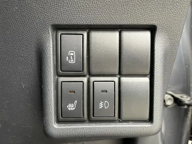 日産 ルークス ハイウェイスター 青森県 2011(平23)年 5.8万km ルナグレー ４WD/社外ナビ/AM/FM/CD/DVD/Bluetooth/片側パワースライドドア/バックカメラ/エンジンスターター/シートヒーター/オートライト/HIDヘッドライト/フォグランプ/純正14インチAW/純正フロアマット/社外AWスタッドレスタイヤ車載/取扱説明書/保証書
