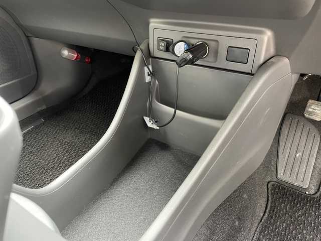 トヨタ プリウス α G ツーリングセレクション 福島県 2012(平24)年 4.9万km ホワイトパールクリスタルシャイン 純正ナビ（CD・DVD・TV）/ドライブレコーダー/ETC/クルーズコントロール/革巻きステアリング/LEDヘッドライト/オートライト/フォグランプ/バックカメラ/AAC/スマートキー