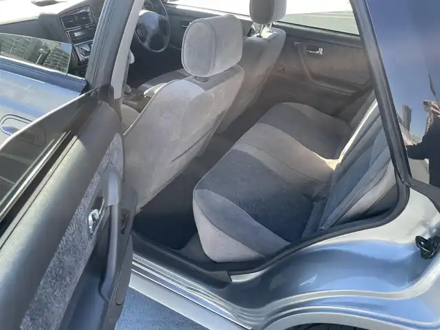 日産 ステージア 20X 東京都 1999(平11)年 8.3万km ソニックシルバー 純正１６インチアルミ/キセノンヘッドライト/コーナーポール/キーレスエントリー/ABS/エアバック/スペアキー１本/保証書/取説