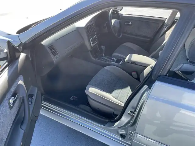 日産 ステージア 20X 東京都 1999(平11)年 8.3万km ソニックシルバー 純正１６インチアルミ/キセノンヘッドライト/コーナーポール/キーレスエントリー/ABS/エアバック/スペアキー１本/保証書/取説