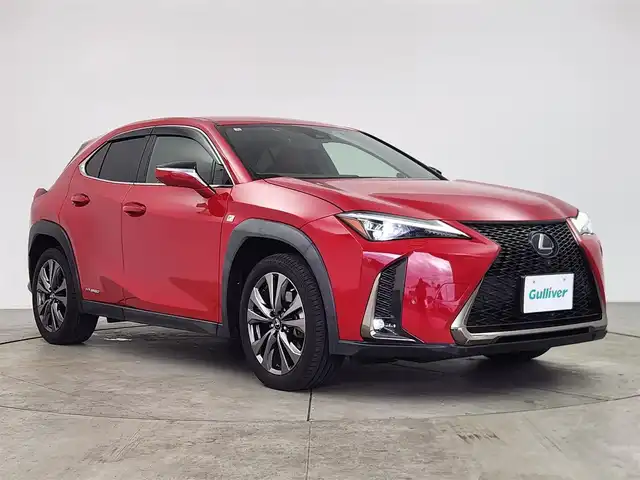 レクサス ＵＸ 250h Fスポーツ 愛知県 2020(令2)年 4.3万km マダーレッド 純正ナビ/パノラマミックビューモニター/ブラインドスポットモニター/ヘッドアップディスプレイ/ETC2.0/プリクラッシュセーフティシステム/レーダークルーズコントロール/純正18インチアルミホイール/フルセグTV/LEDヘッドライト/ドライブレコーダー/シートヒーター/エアコン/置くだけ充電/プッシュスタート/電動格納ミラー