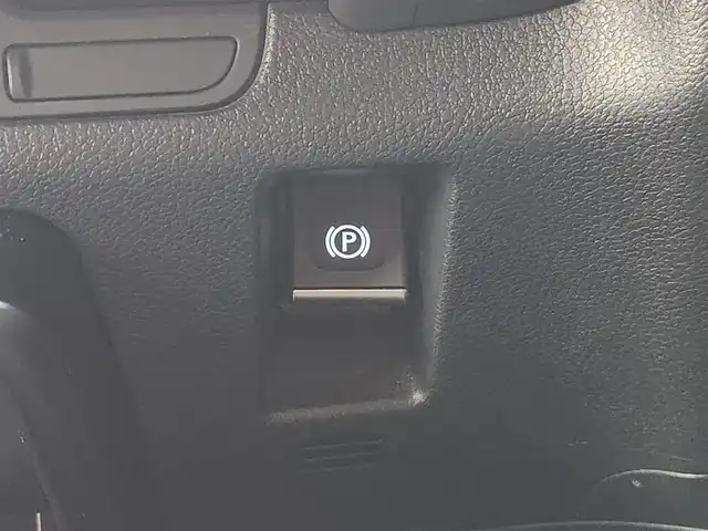 レクサス ＵＸ 250h Fスポーツ 愛知県 2020(令2)年 4.3万km マダーレッド 純正ナビ/パノラマミックビューモニター/ブラインドスポットモニター/ヘッドアップディスプレイ/ETC2.0/プリクラッシュセーフティシステム/レーダークルーズコントロール/純正18インチアルミホイール/フルセグTV/LEDヘッドライト/ドライブレコーダー/シートヒーター/エアコン/置くだけ充電/プッシュスタート/電動格納ミラー