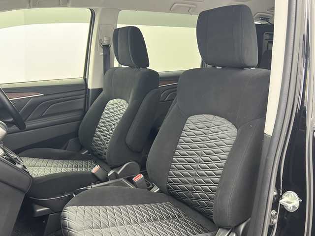 三菱 デリカＤ：５ P 大阪府 2022(令4)年 4.2万km アメジストブラック ワンオーナー　/純正１０．１型ナビ　/１０．１型アルパインフリップダウンモニター　/電動ステップ　/電動リアゲート　/ＨＤＭＩ　/ＢＳＭ　/ステアリングヒーター　/アラウンドビューモニター　/ステアリングスイッチ