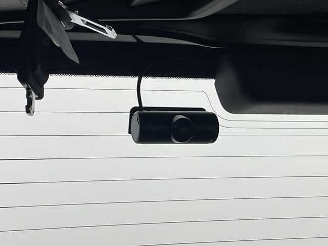 ホンダ ステップワゴン スパーダ eHEV プレミアムライン 埼玉県 2024(令6)年 1.7万km クリスタルブラックパール 純正11．4型SDナビ/（BT/DVD/CD/AM/FM/フルセグTV）/後席モニター/両側パワースライドドア/BSM/前後ドライブレコーダー/ホンダセンシング/・衝突軽減ブレーキ/・誤発進抑制機能/・車線維持支援システム/・アダプティブクルーズコントロール/ハーフレザーシート/シートヒーター/ビルトインETC/前列USB端子/純正アルミホイール