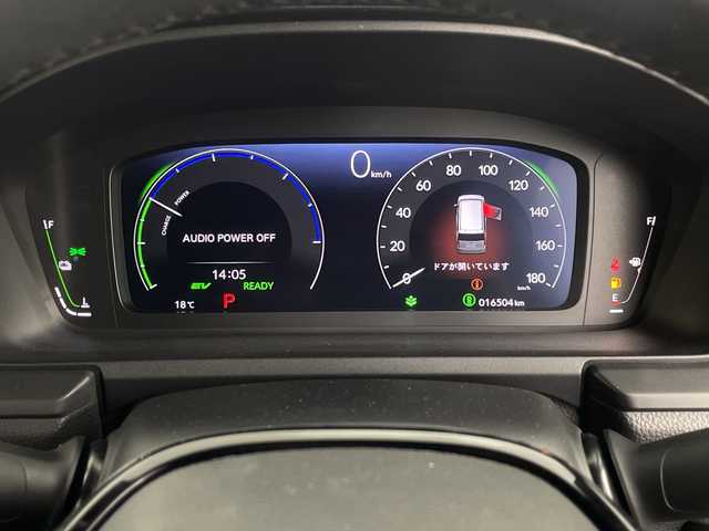 ホンダ ステップワゴン スパーダ eHEV プレミアムライン 埼玉県 2024(令6)年 1.7万km クリスタルブラックパール 純正11．4型SDナビ/（BT/DVD/CD/AM/FM/フルセグTV）/後席モニター/両側パワースライドドア/BSM/前後ドライブレコーダー/ホンダセンシング/・衝突軽減ブレーキ/・誤発進抑制機能/・車線維持支援システム/・アダプティブクルーズコントロール/ハーフレザーシート/シートヒーター/ビルトインETC/前列USB端子/純正アルミホイール
