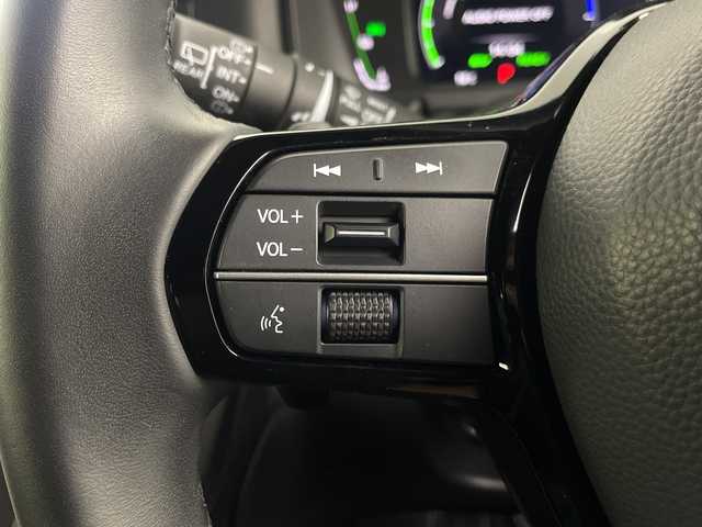 ホンダ ステップワゴン スパーダ eHEV プレミアムライン 埼玉県 2024(令6)年 1.7万km クリスタルブラックパール 純正11．4型SDナビ/（BT/DVD/CD/AM/FM/フルセグTV）/後席モニター/両側パワースライドドア/BSM/前後ドライブレコーダー/ホンダセンシング/・衝突軽減ブレーキ/・誤発進抑制機能/・車線維持支援システム/・アダプティブクルーズコントロール/ハーフレザーシート/シートヒーター/ビルトインETC/前列USB端子/純正アルミホイール