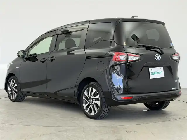 トヨタ シエンタ ハイブリッド G クエロ 愛知県 2019(令1)年 6.3万km ブラックマイカ 純正ナビ/パノラマミックビューモニター/両側パワースライドドア/ETC2.0/純正16インチアルミホイール/クルーズコントロール/LEDヘッドライト/フルセグTV/ドライブレコーダー/ハーフレザーシート/スマートキー/プッシュスタート/電動格納ミラー/Bluetooth/CD/DVD再生