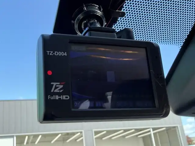 トヨタ シエンタ ハイブリッド G クエロ 愛知県 2019(令1)年 6.3万km ブラックマイカ 純正ナビ/パノラマミックビューモニター/両側パワースライドドア/ETC2.0/純正16インチアルミホイール/クルーズコントロール/LEDヘッドライト/フルセグTV/ドライブレコーダー/ハーフレザーシート/スマートキー/プッシュスタート/電動格納ミラー/Bluetooth/CD/DVD再生