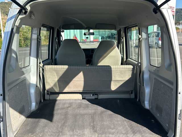 スズキ エブリイ PA 鹿児島県 2008(平20)年 7万km シルキーシルバーメタリック 両側スライドドア/ハロゲンヘッドライト/ＨＤＤミュージックサーバー/　　CD/DVD/BT/純正フロアマット/社外12インチアルミホイール/取扱説明書/記録簿/スペアキー/ベンチシート/フルフラットシート