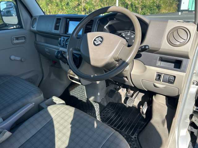 スズキ エブリイ PA 鹿児島県 2008(平20)年 7万km シルキーシルバーメタリック 両側スライドドア/ハロゲンヘッドライト/ＨＤＤミュージックサーバー/　　CD/DVD/BT/純正フロアマット/社外12インチアルミホイール/取扱説明書/記録簿/スペアキー/ベンチシート/フルフラットシート