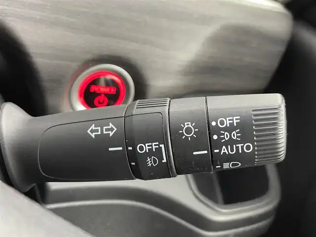 ホンダ フリード ハイブリット G ブラックスタイル 道央・札幌 2022(令4)年 3.2万km プラチナホワイトパール ・４WD/・寒冷地仕様/・Ｇａｔｈｅｒｓ９インチナビゲーション/　ＣＤ/ＤＶＤ/ＢＴ/ＵＳＢ/フルセグ/iPod/・バックカメラ/・ビルトインＥＴＣ/・両側パワースライドドア/・ホンダセンシング/・レーダークルーズコントロール/・レーンキープアシスト/・横滑り防止装置/・ワイパーデアイサー/・前席シートヒーター/・後方パーキングソナー/・オートライト/・LEDヘッドライト/・フロントフォグライト/・純正フロアマット/・純正AW15インチ/・スマートキー/・プッシュスタート/・スペアキー1本/・ウォークスルー/・ドアバイザー/・電動格納ウィンカーミラー/・保証書あり/・取説あり