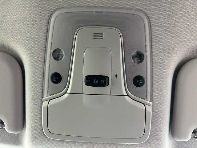 トヨタ プリウス S 福井県 2018(平30)年 6.7万km アティチュードブラックマイカ 純正ナビ　/Bluetooth/フルセグTV/Clazzio黒革調シートカバー/前方ドライブレコーダー/トヨタセーフティセンス　/アダプティブクルーズコントロール　/バックカメラ　/ビルトインETC /オートライト　/前後コーナーセンサー/純正フロアマット/純正フォグ/禁煙車