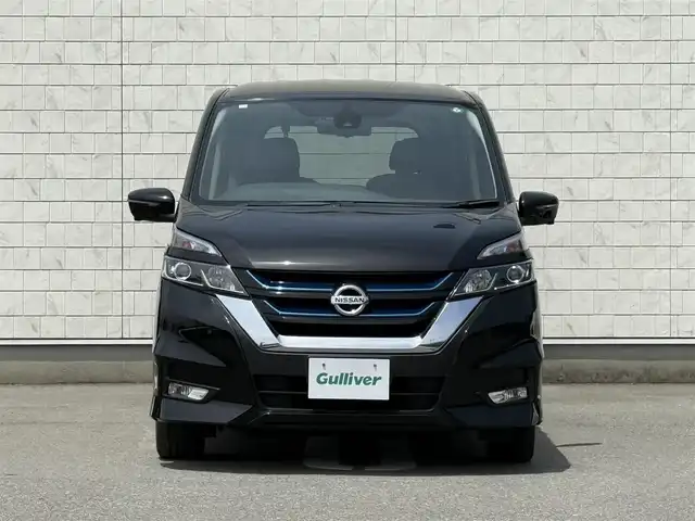 日産 セレナ e－パワー ハイウェイスター V 福岡県 2019(平31)年 5.7万km ダイヤモンドブラック 純正9型SDナビ(フルセグTV/CD/DVD/BT)アラウンドビューモニターフリップダウンモニタープロパイロットエマージェンシーブレーキコーナーセンサー両側パワスラドラレコETCデジタルインナーミラーシートヒーターハンドルヒーターUSBポートレザー調シートカバー純正LEDヘッドライト純正フロアマット純正15インチアルミホイール