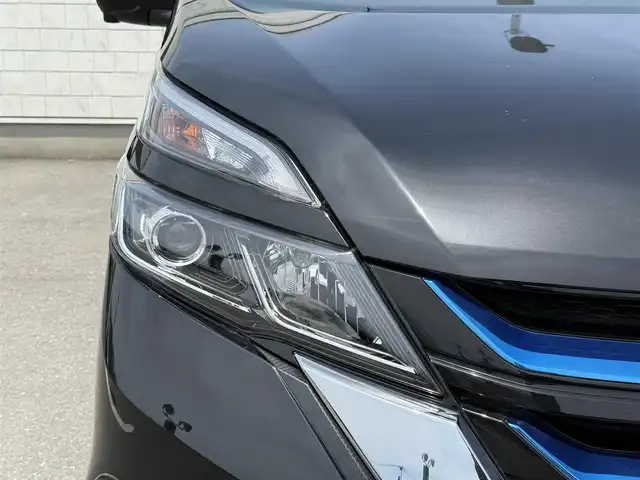 日産 セレナ e－パワー ハイウェイスター V 福岡県 2019(平31)年 5.7万km ダイヤモンドブラック 純正9型SDナビ(フルセグTV/CD/DVD/BT)アラウンドビューモニターフリップダウンモニタープロパイロットエマージェンシーブレーキコーナーセンサー両側パワスラドラレコETCデジタルインナーミラーシートヒーターハンドルヒーターUSBポートレザー調シートカバー純正LEDヘッドライト純正フロアマット純正15インチアルミホイール